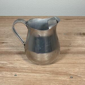 Vintage Vollrath Aluminum Water Pitcher with Ice Guard‎ 68174 Discontinued 2.5QT